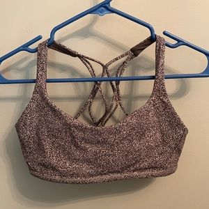 Lululemon Free ToBe Zen Sports Bra
